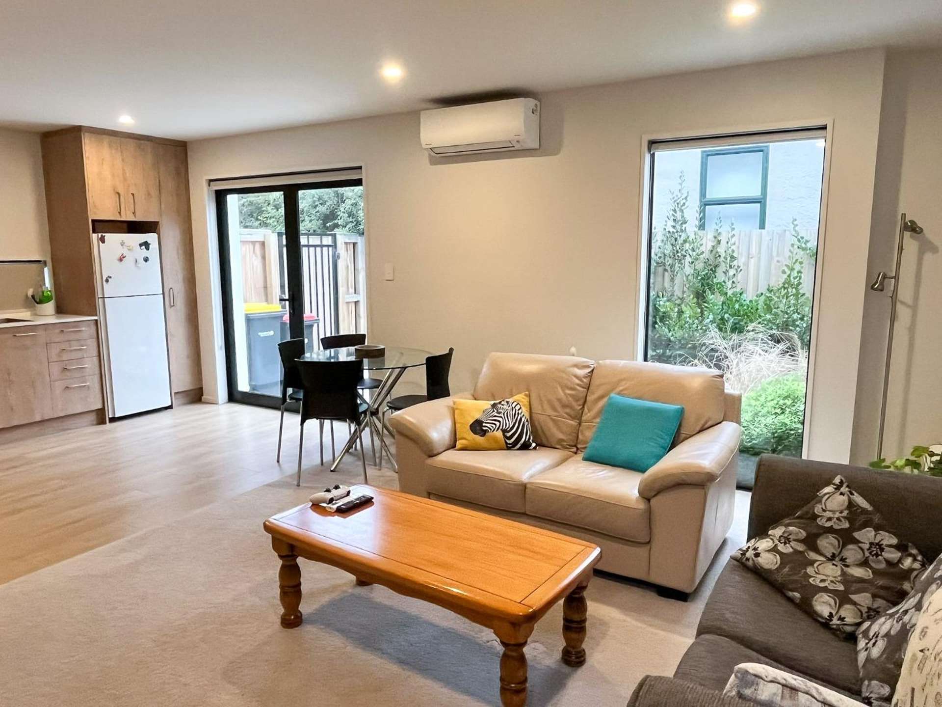 2/16 Devon Street Sydenham_0