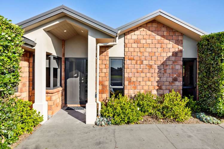 41 Aquila Crescent Rototuna North_1