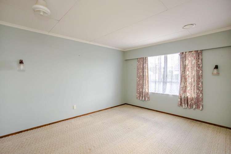25 McPhee Street Dannevirke_13