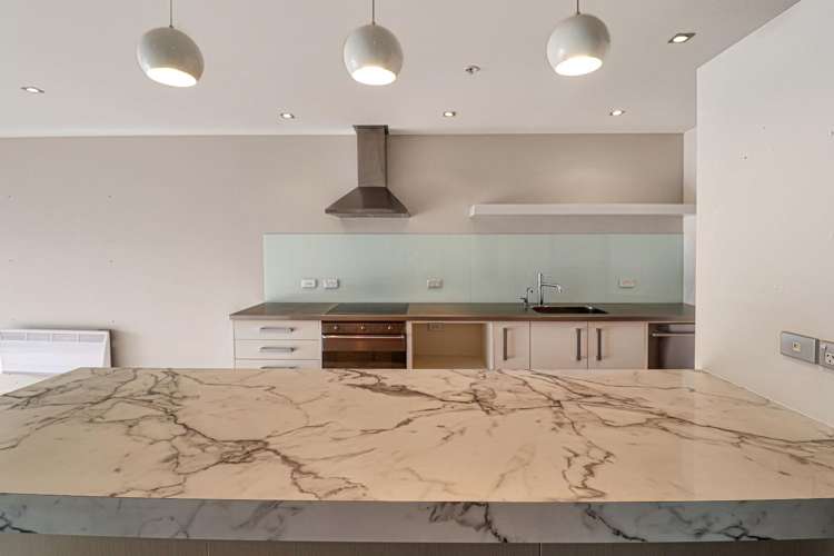 2c/42 Cable Street Te Aro_7