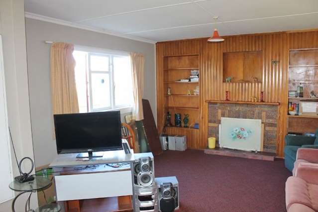 13 Freyberg Street Saint Kilda_3