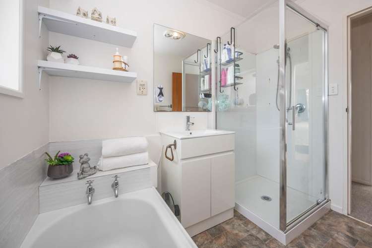 7A Lysander Place Hillcrest_16