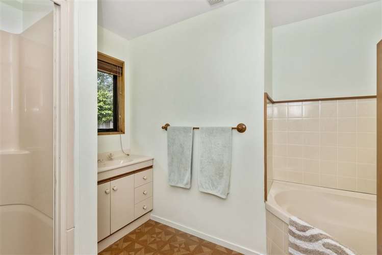 16 Woodglen Drive Woodend_10