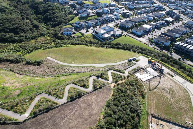 4 & 12 Humenga Place Long Bay_9