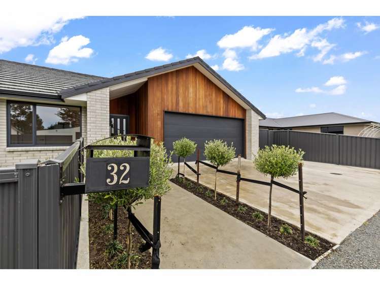 32 Lindsay Way Grasmere_1