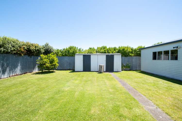 16 Tucker Lane Clive_17