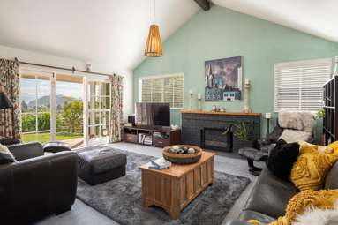 8 and 8a Angle Street_2