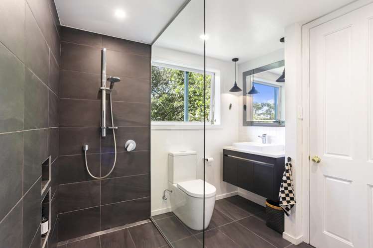 64 Kopiko Road Titirangi_17