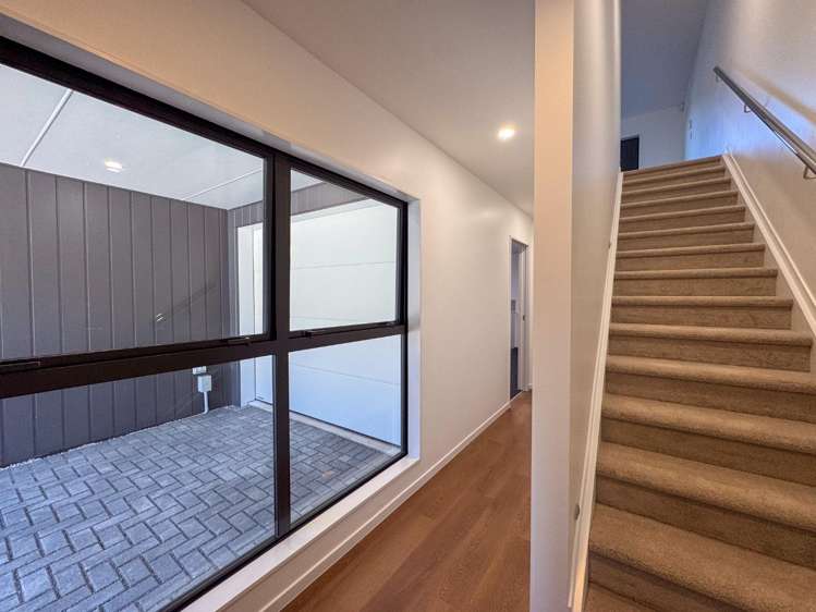 3/36 Roseman Avenue 10044_9