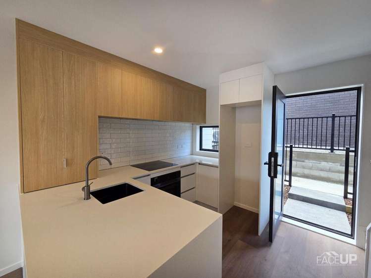 3/10 Ngaroma House Drive Hobsonville_4