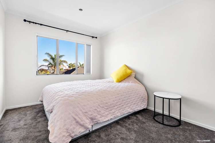 109 Baverstock Road Flat Bush_7