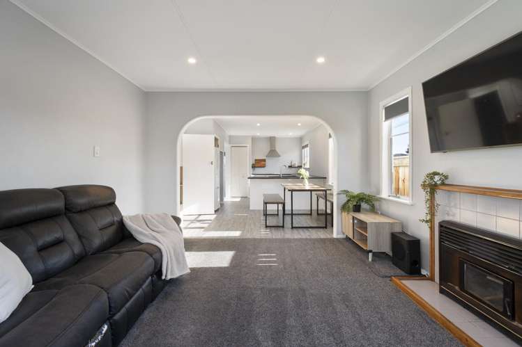 24 Pharazyn Street Feilding_4