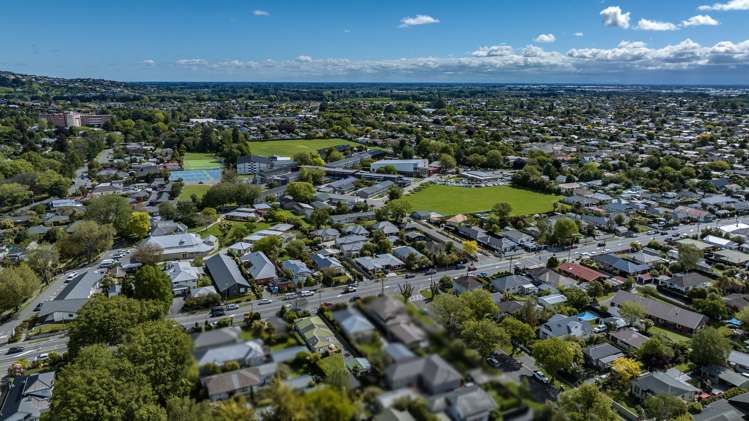 42 Barrington Street Somerfield_23