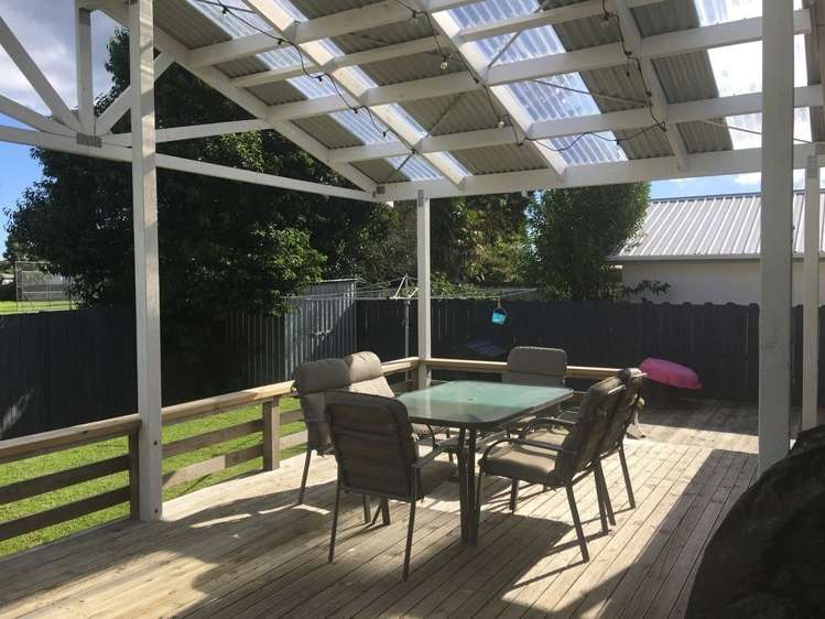 8 Holman Road Te Atatu Peninsula_9