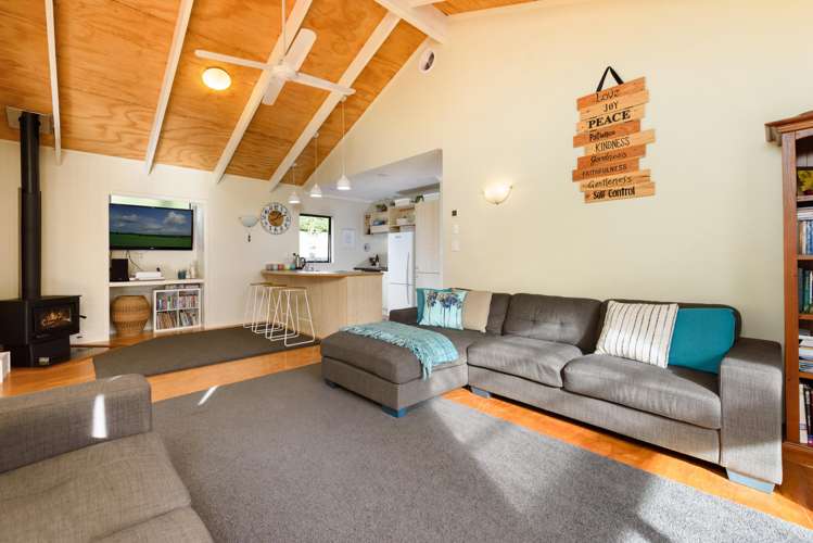 52 Panorama Drive Welcome Bay_4