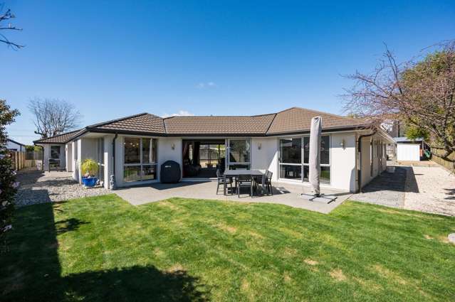 Endless Possibilities - Prime Location!