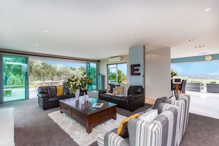 573 Redoubt Road Flat Bush_12