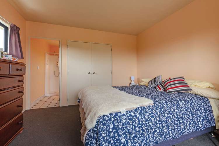 7 Magnolia Drive Cable Bay_10