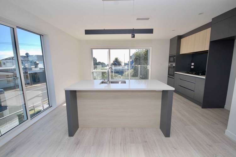 1/4 Jutland Road Hauraki_5