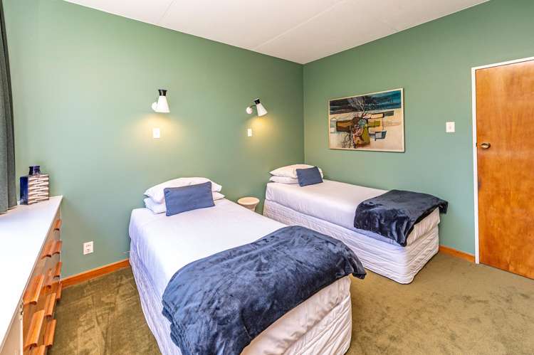 59 Great North Road Saint Johns Hill_18