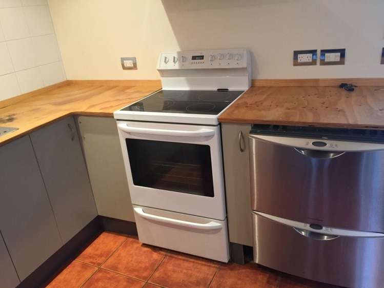 8/408 The Esplanade Island Bay_25