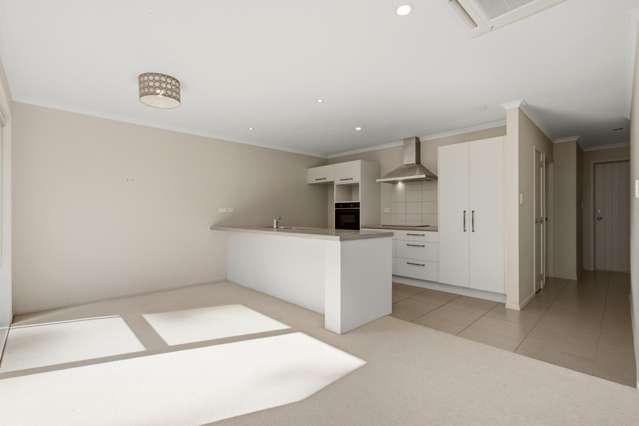9 Barossa Way Brookfield_3