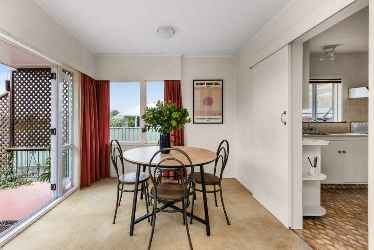 2/6 Balmoral Street Taradale_4