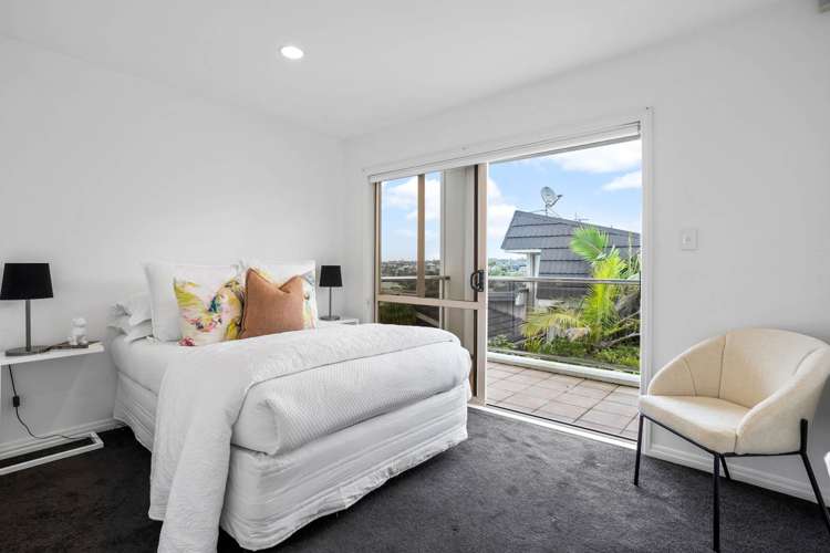 2/25 Churchill Road Murrays Bay_24