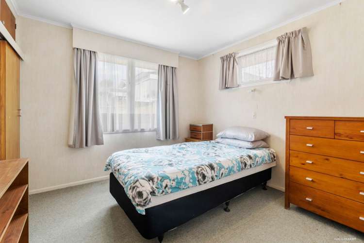 32 Callis Avenue Opaheke_4