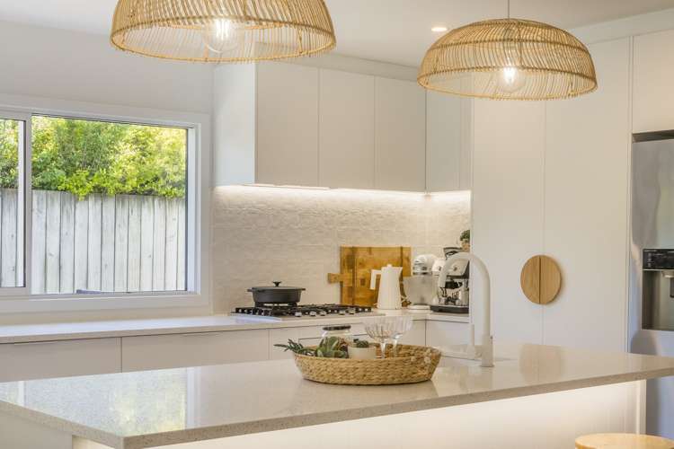 115 Alexander Road Raumati Beach_33