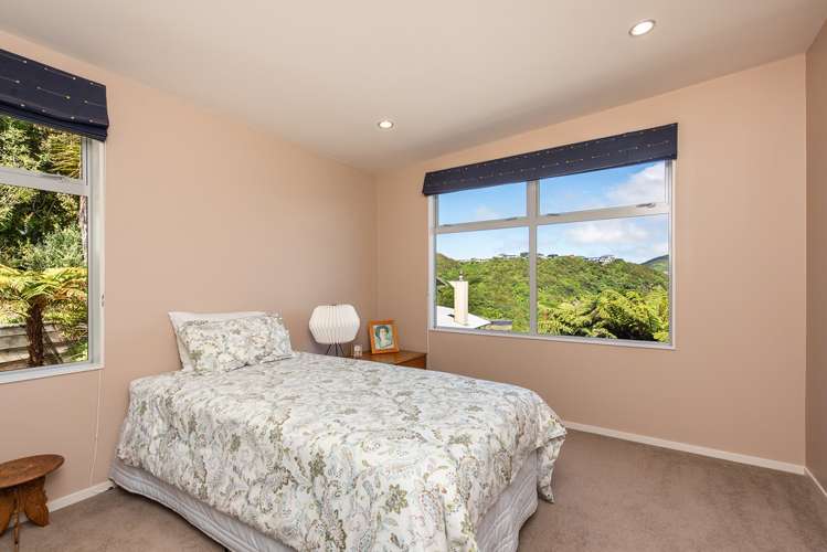 2 Caughley Grove Karori_12