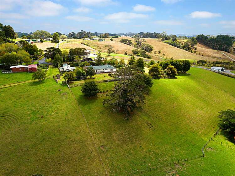 141 Annett Road Kumeu_33