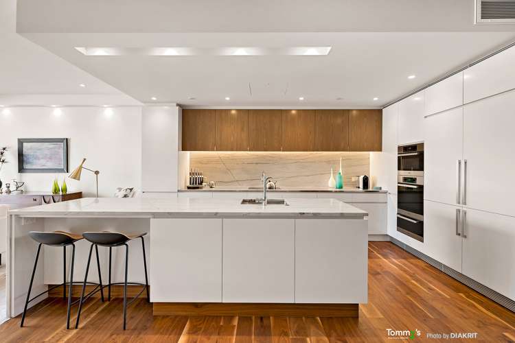 2c/2 Clyde Quay Wharf Te Aro_7