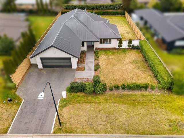 SUN, SPACE, PRIVACY AND LOCATION
