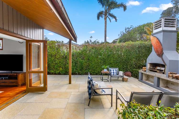 417 Leigh Road Leigh_12