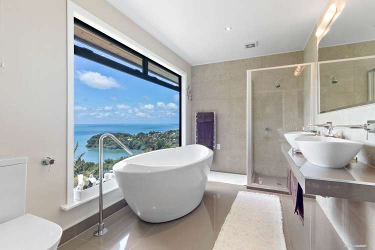 26 Takahe Road Titirangi_3