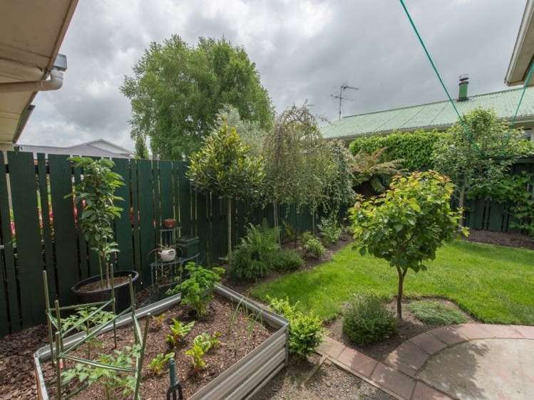 1/18 Woodham Drive Allenton_14