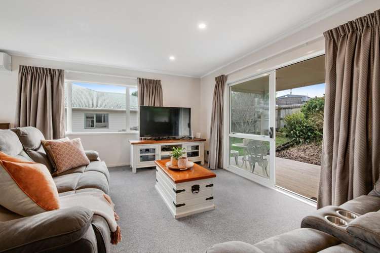 13b Vipond Road Stanmore Bay_6