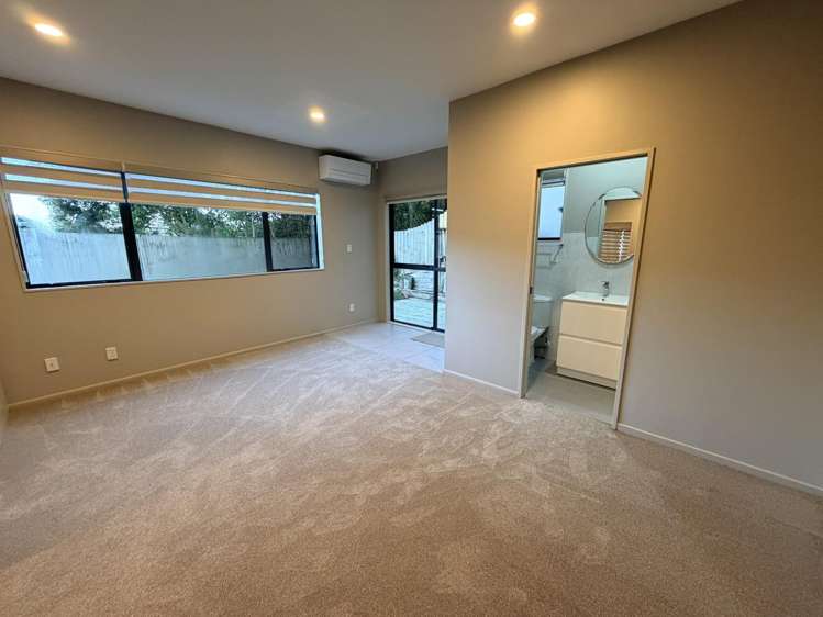 2/24 Bonito Place Bayview_6