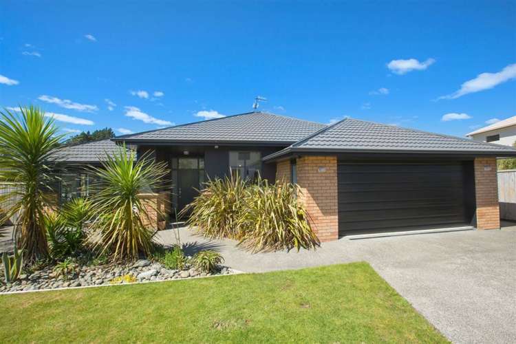 8 Tararua Close Aotea_8