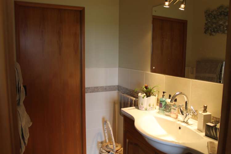 20 Meikle Road Tomarata_14