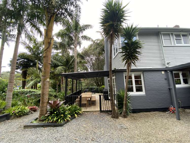 68 McCullough Avenue 10044_15