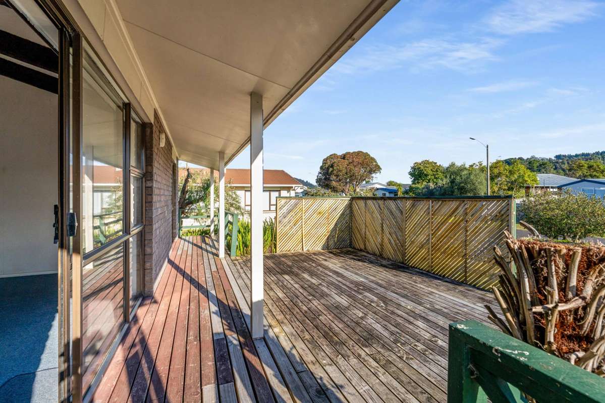 106 Lorraine Place_5