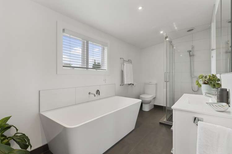 8 Kiwi Road Devonport_19