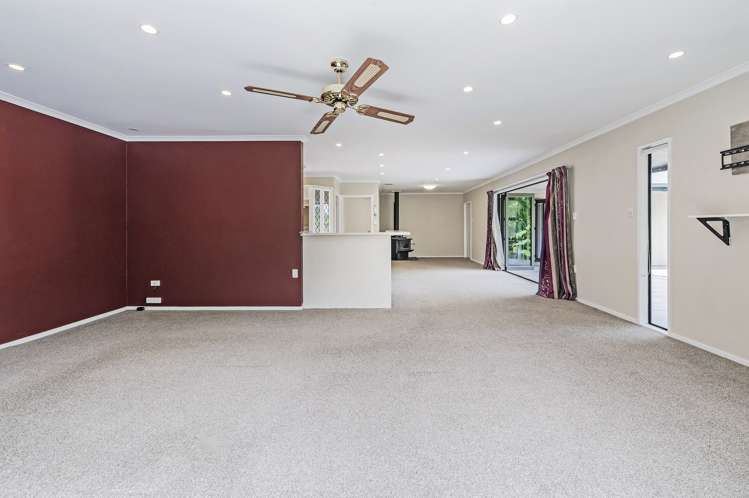 12 Bowen Street Southbridge_11