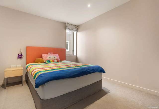 401/25 Don Mckinnon Drive 10862_4