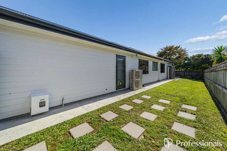 16a Sharpe Crescent Wainuiomata_24