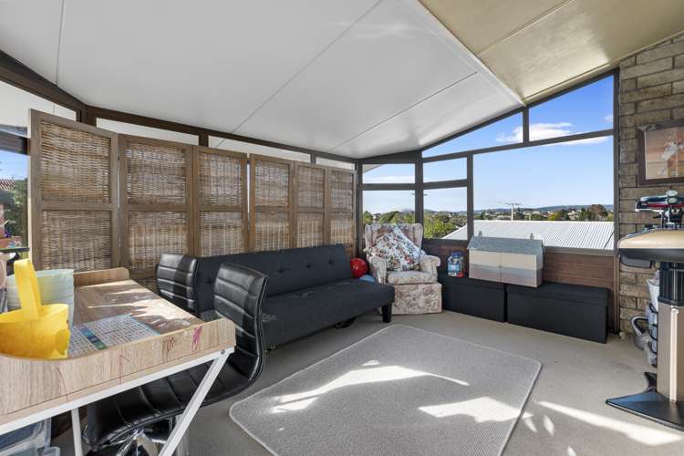 22 Jefferson Place Brookfield_12