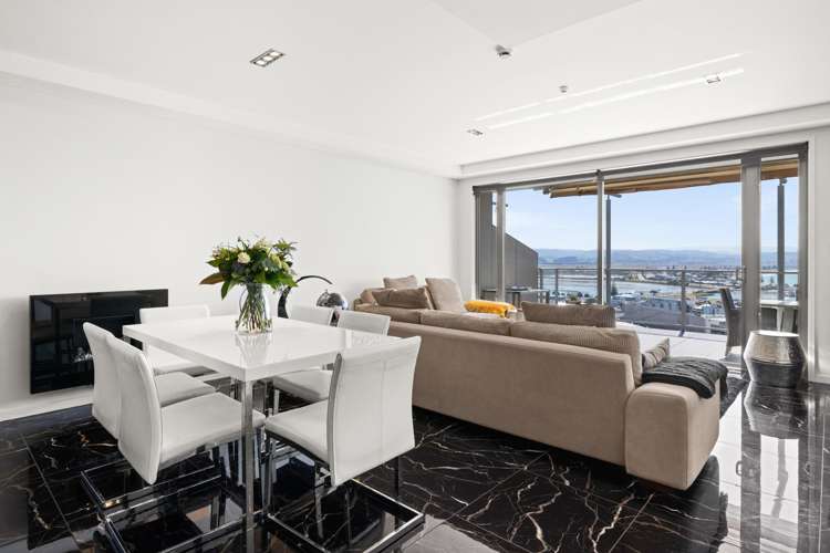 2/24 Hospital Terrace_1