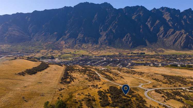 5 Top Paddock Lane Jacks Point_2